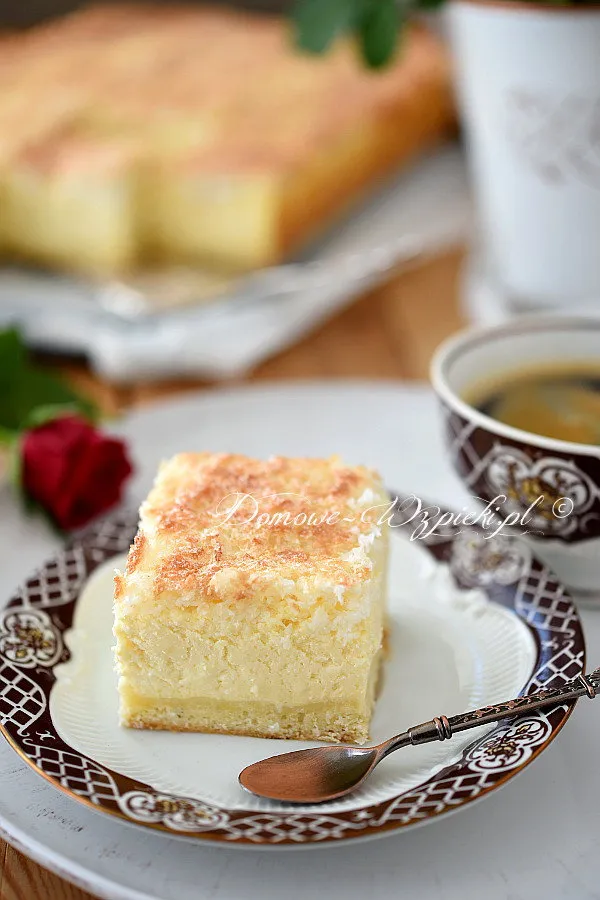 Sernik z bezą kokosową Sernik z bezą kokosową