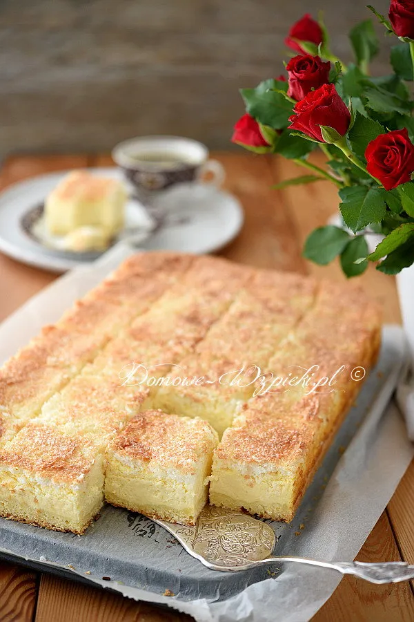 Sernik z bezą kokosową Sernik z bezą kokosową