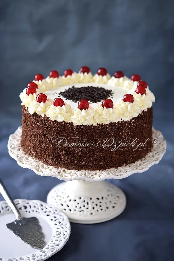 Tort Szwarcwaldzki (Schwarzwälder Kirschtorte) Tort Szwarcwaldzki (Schwarzwälder Kirschtorte)