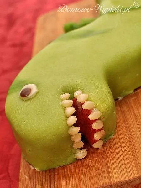 Tort dinozaur Tort dinozaur