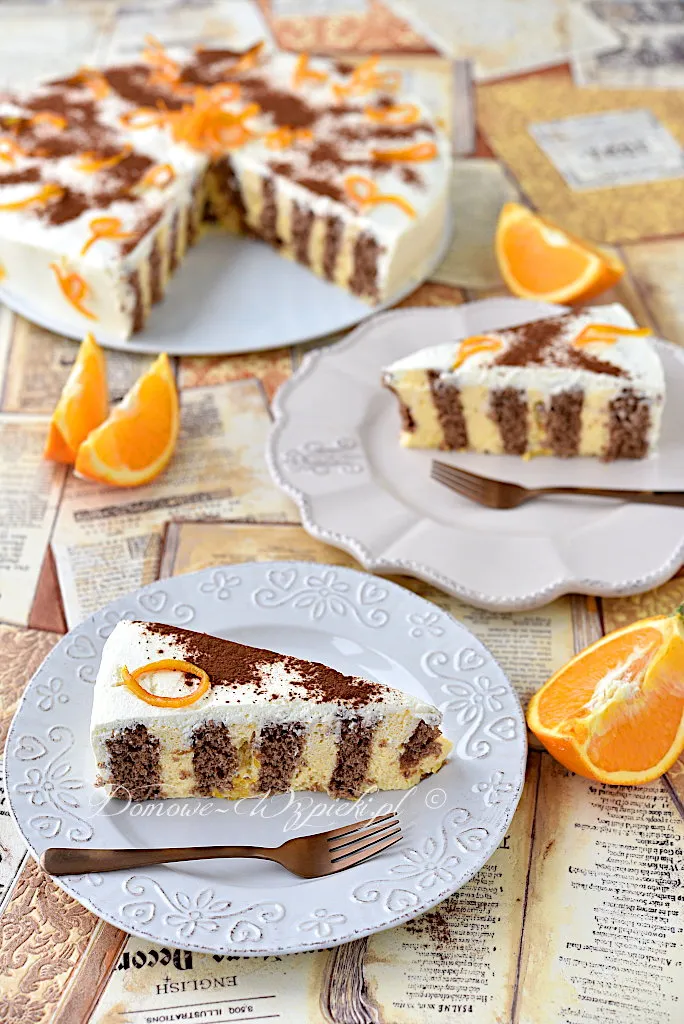 Zawijany tort pomarańczowy Zawijany tort pomarańczowy
