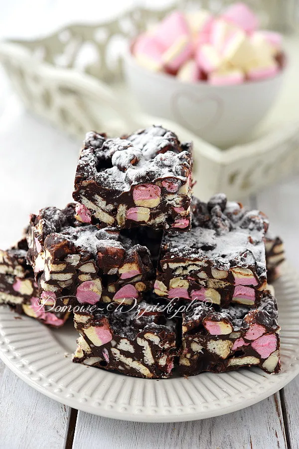 Rocky Road Cake Rocky Road Cake