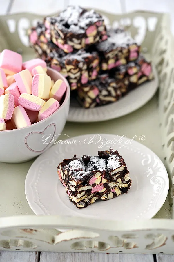Rocky Road Cake Rocky Road Cake