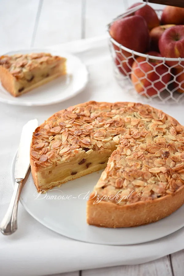 Szarlotka z migdałami w karmelu Szarlotka z migdałami w karmelu