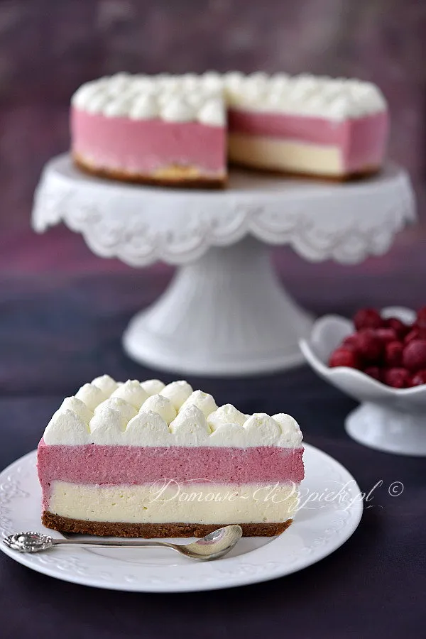 Sernik z wiśniową pianką Sernik z wiśniową pianką