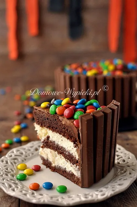 Tort z KitKat i M&M's Tort z KitKat i M&M's