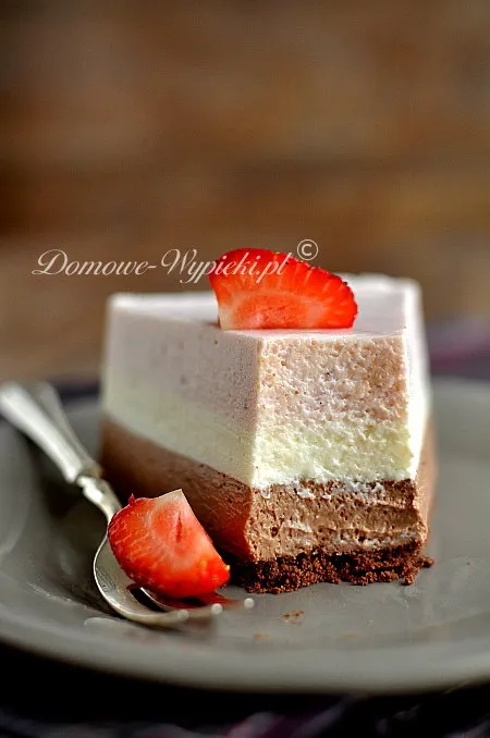 Neapolitański sernik na zimno Neapolitański sernik na zimno