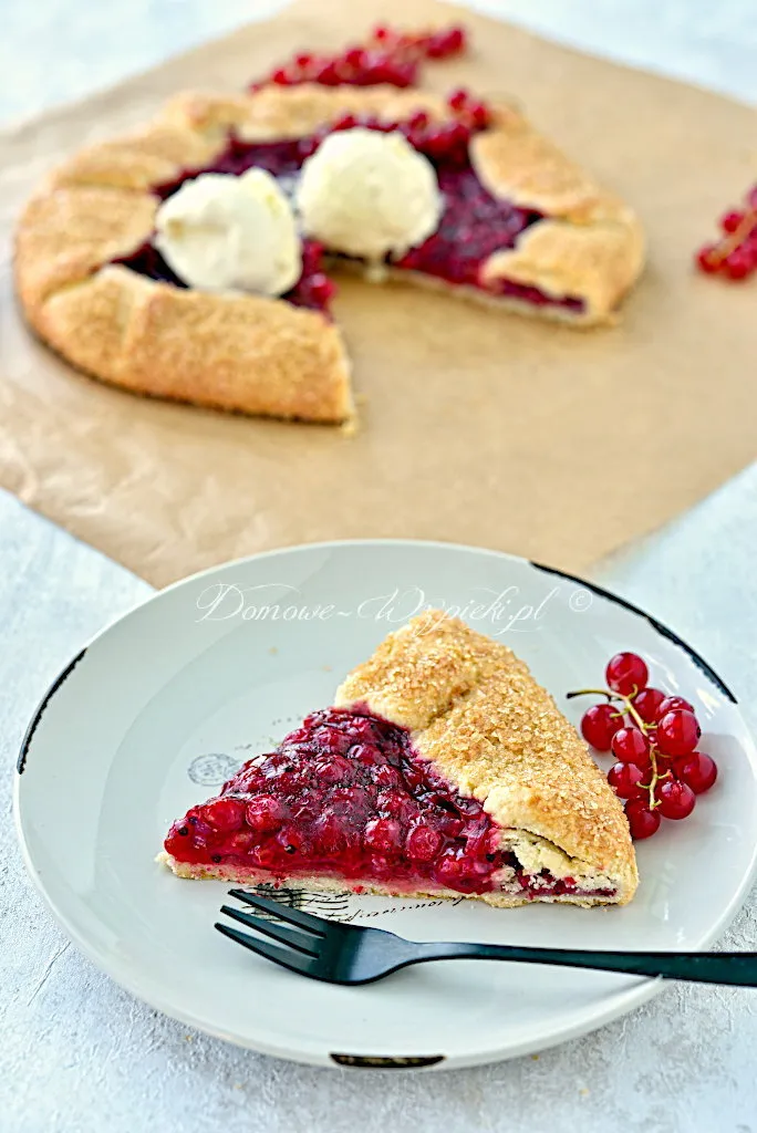 Galette z czerwoną porzeczką Galette z czerwoną porzeczką