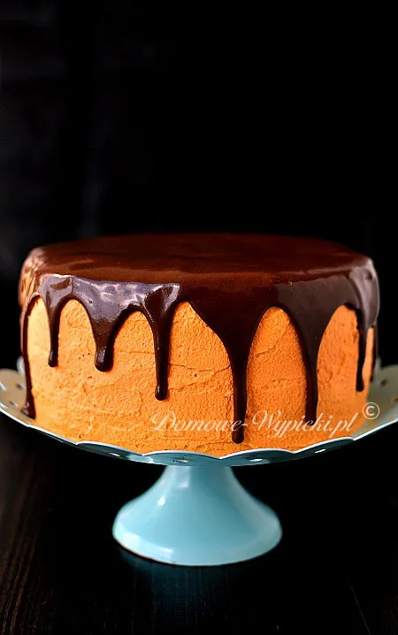 Tort dyniowo- czekoladowy Tort dyniowo- czekoladowy