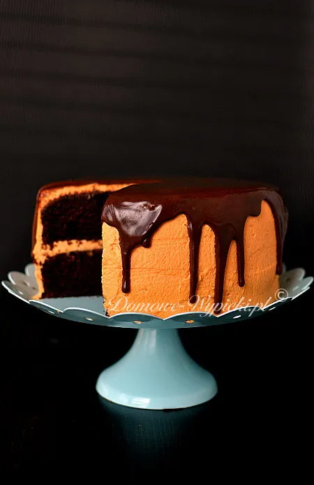 Tort dyniowo- czekoladowy Tort dyniowo- czekoladowy