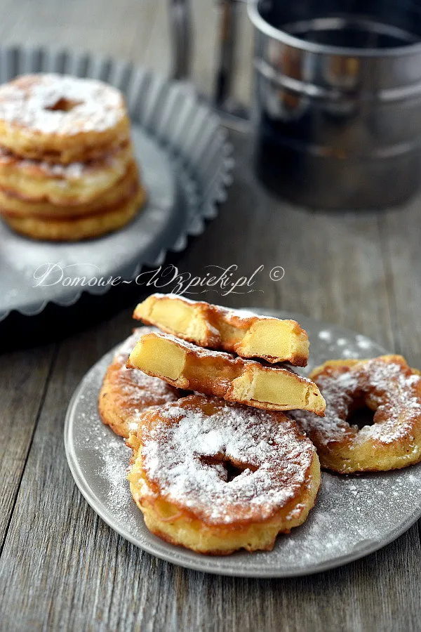 Jabłka w cieście Jabłka w cieście