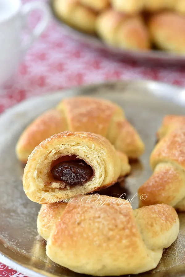 Rogaliki krucho- drożdżowe Rogaliki krucho- drożdżowe