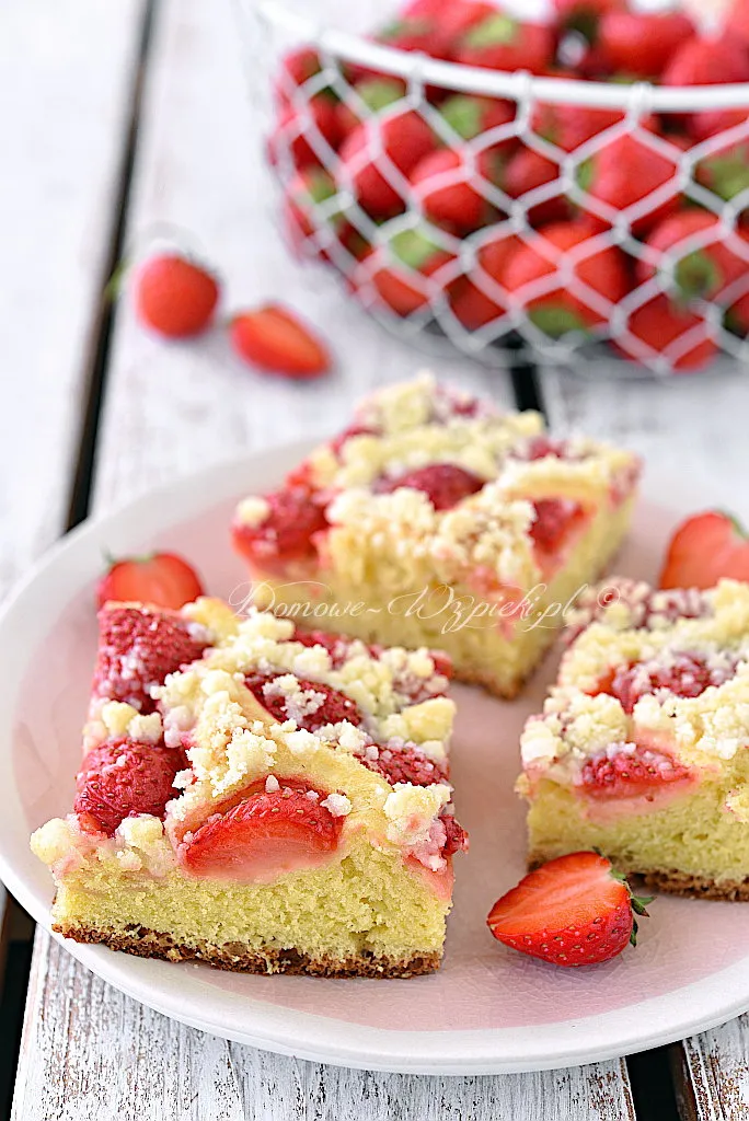 Ciasto drożdżowe z truskawkami Ciasto drożdżowe z truskawkami