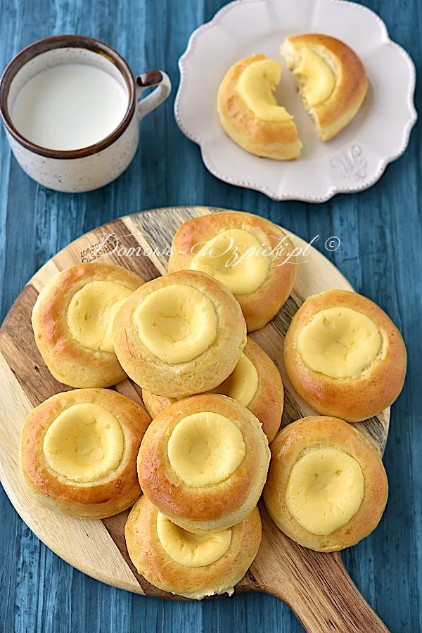 Drożdżówki z serem Drożdżówki z serem