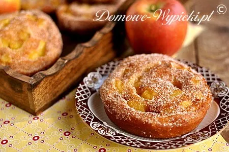 Pączki z jabłkami Pączki z jabłkami
